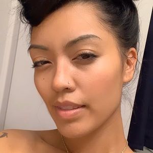 Meet your Posher, Izzy